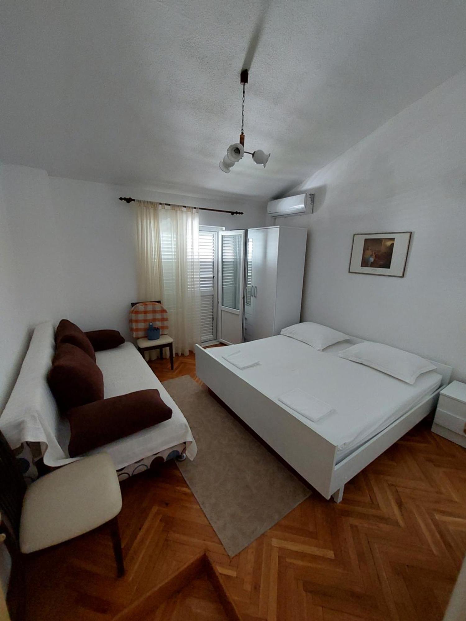 Villa Grozdic Makarska Bilik gambar